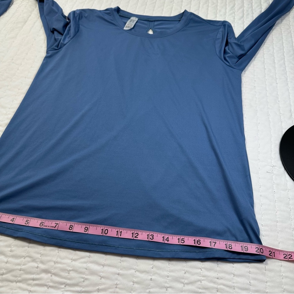 SPANX Soft Spot Wrap Back Indigo Haze Butter Long Sleeve T-Shirt Size M - Picture 7 of 16